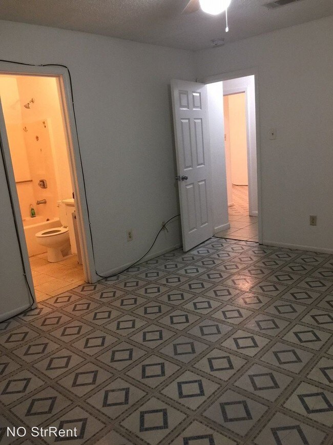 Foto del edificio - 3 br, 2 bath House - 608 Hooter Rd.