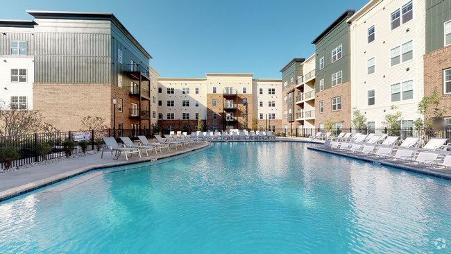 Pool - Gateway Lofts Columbus