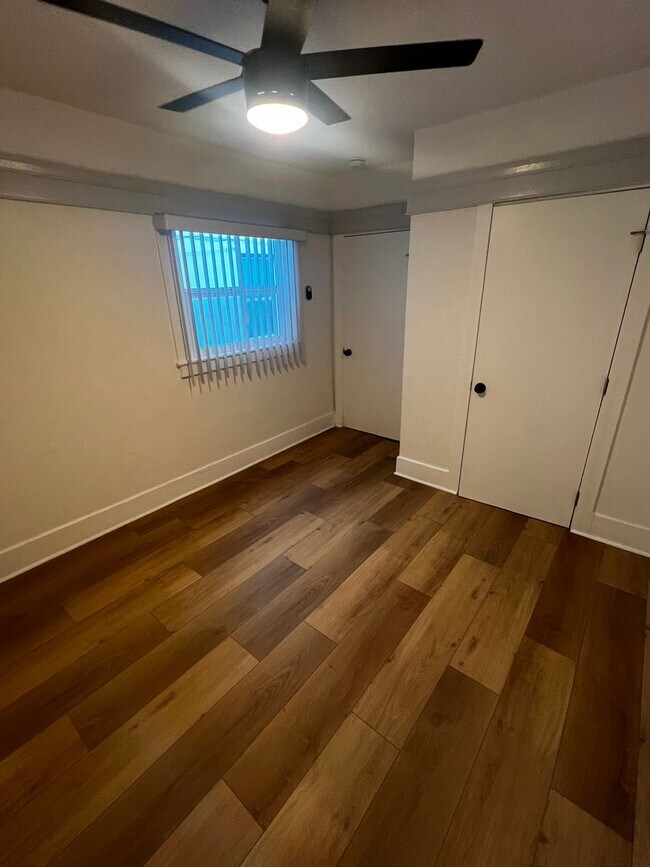 Foto del edificio - MOVE IN SPECIAL - Modern DTLB living with ...