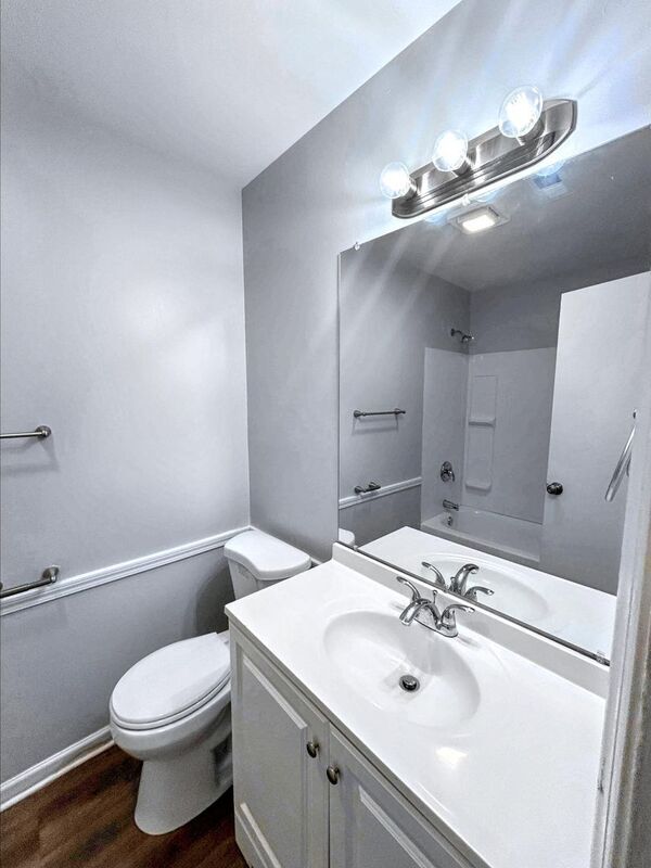 Building Photo - 3615 Misty Wood Dr