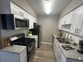 Interior Photo - Autumn Ridge Apartment Homes