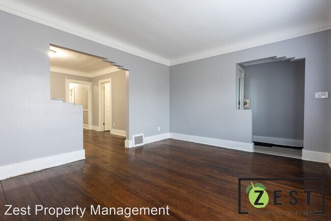 Foto del edificio - 3 br, 1 bath Apartment - 15051 Wildemere 1...