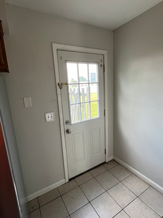 Building Photo - 3416 Tabor Ct