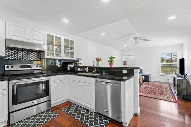 Foto del edificio - 139 Citrus Park Cir