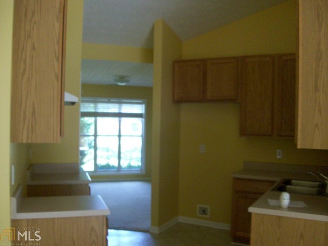 Building Photo - 6857 Mayo Dr