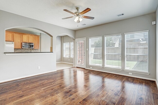 Building Photo - 8908 Minola Oaks Dr