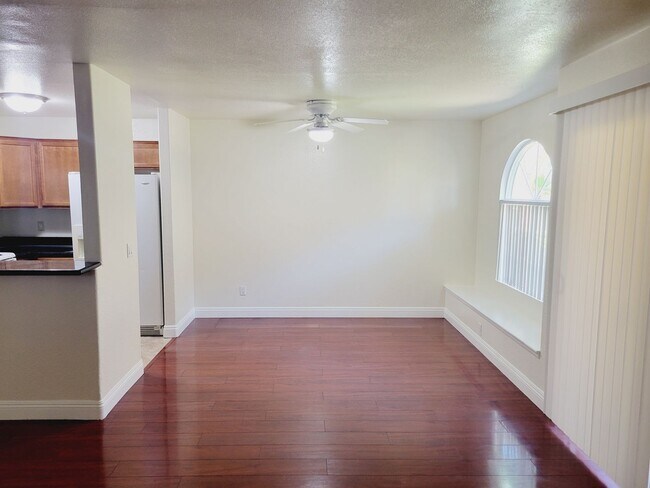 Foto del edificio - 9325 W Desert Inn Rd