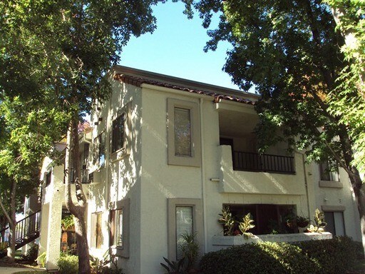 Primary Photo - 8355 Capricorn Way