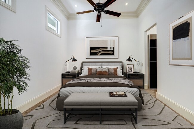 Building Photo - 2510 Travis St