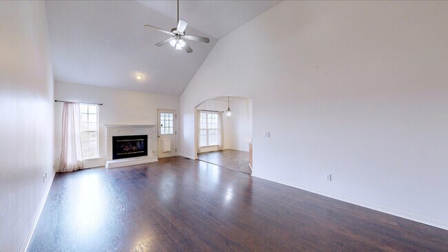 Building Photo - 7321 Sugarloaf Dr