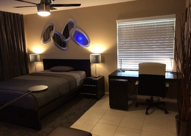 Photo - 201 Desoto St House