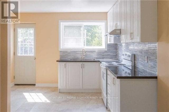 Building Photo - 43 Wolseley St