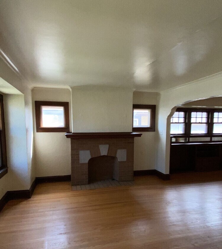 Foto del edificio - 3019 N. 52nd St.