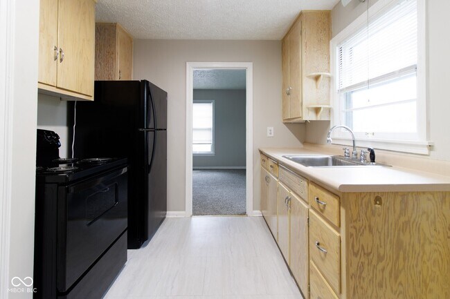 Foto del edificio - 6914 N Keystone Ave