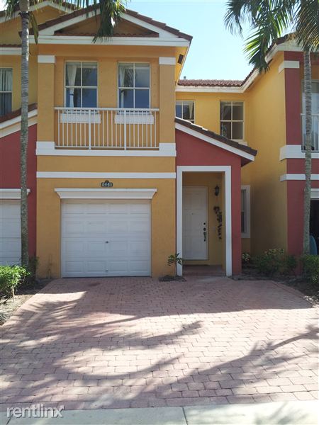 Primary Photo - 2441 Shoma Dr