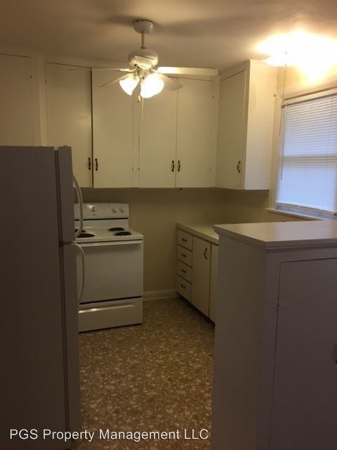 Primary Photo - 512 E Harwood St