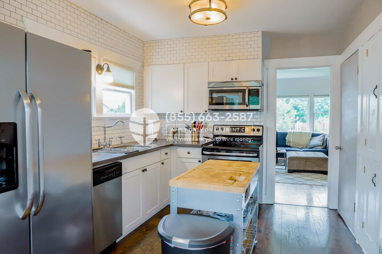 Foto principal - 412 S 35th St
