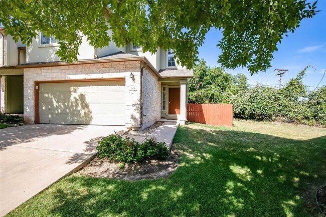 Foto del edificio - 2410 Great Oaks Dr