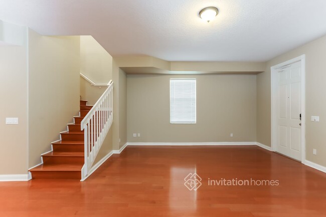 Foto del edificio - 3352 W Community Dr