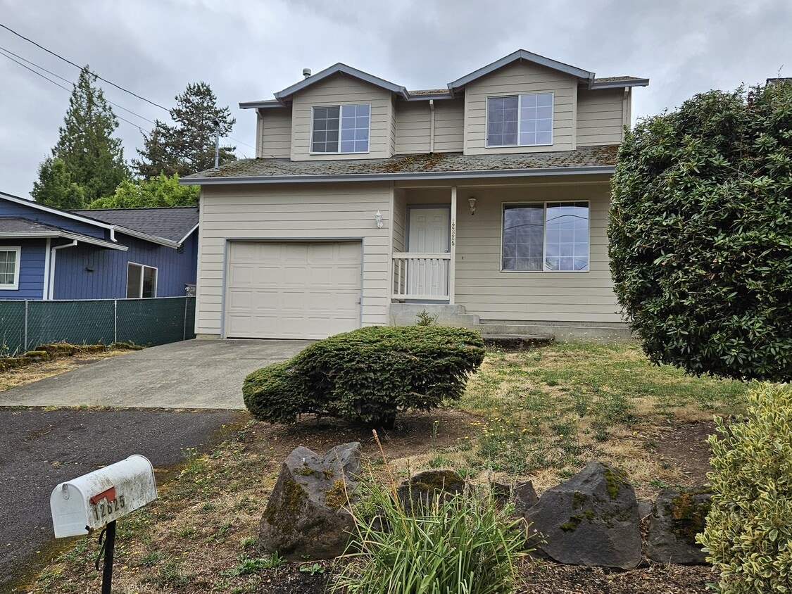 Primary Photo - 12825 SE 26th Ave