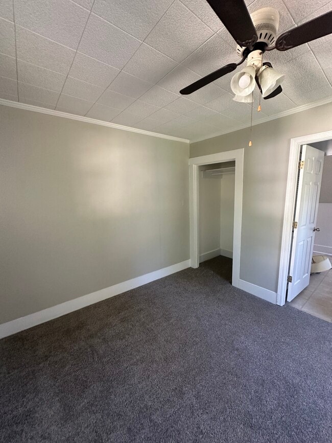 Foto del edificio - 1107 Markham Ave