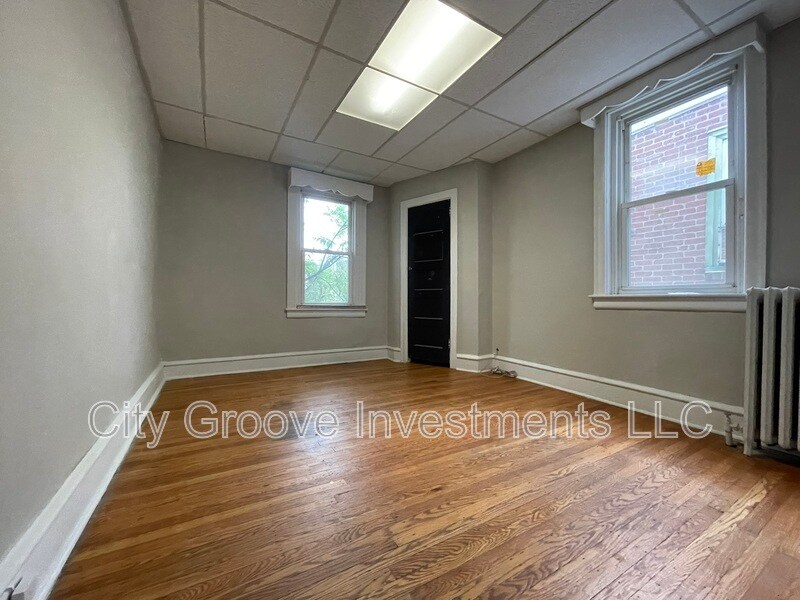 Foto principal - 1784 Brill St
