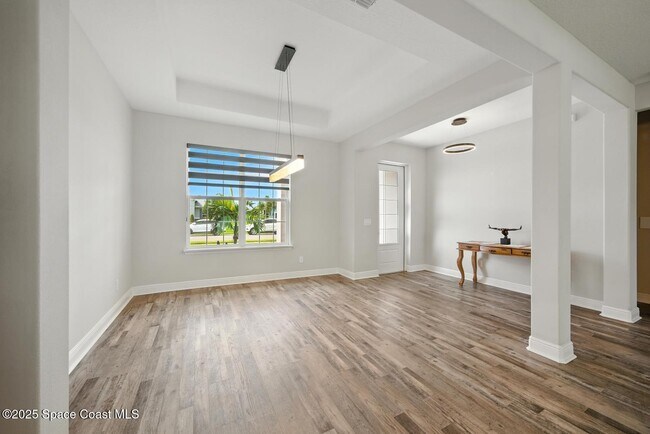 Building Photo - 1752 Killian Dr