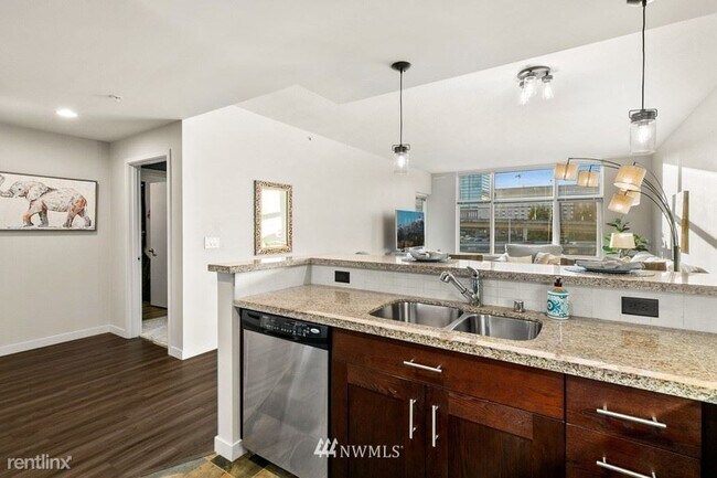 Foto del edificio - 1 br, 1 bath Condo - 1515 Dock St Unit 609