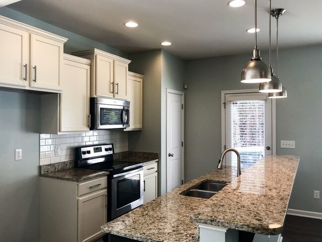 Building Photo - 3735 Landshire View Ln