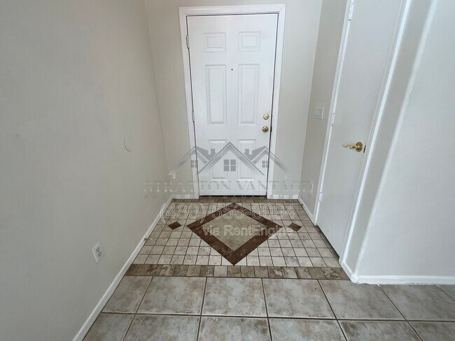 Foto del edificio - 16612 W Cottonwood St
