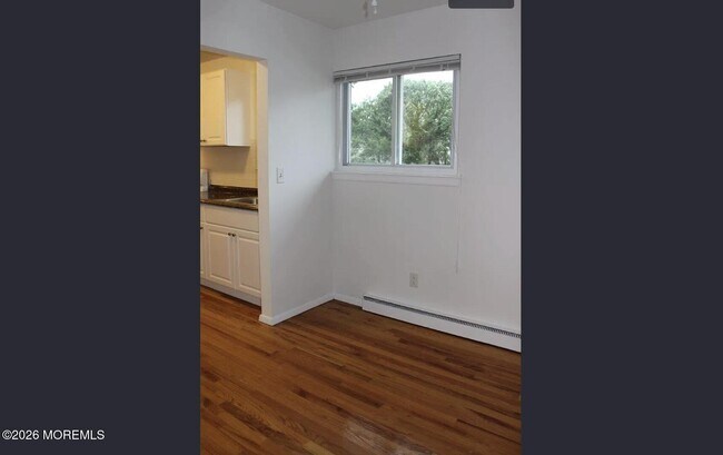 Building Photo - 711 Wall Rd