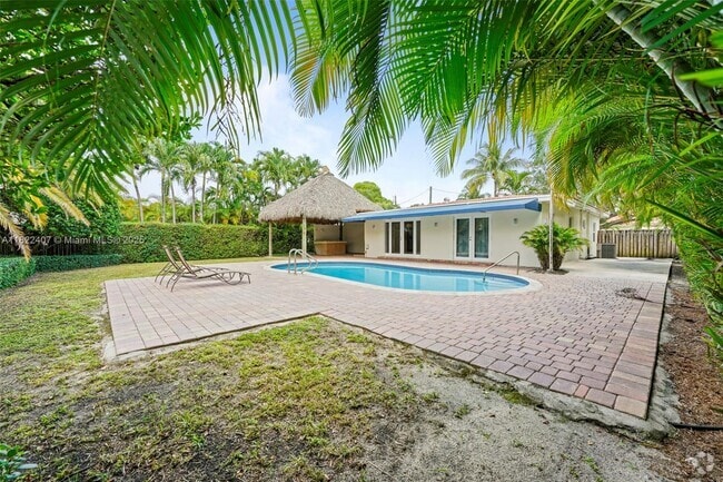 Building Photo - 12730 Ixora Rd