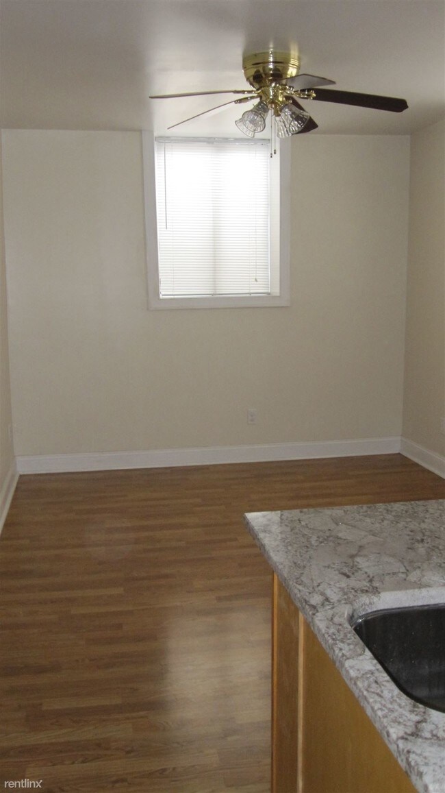 Building Photo - 1 br, 1 bath Apartment - 108 Newburn Dr Apt 1