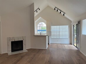 Building Photo - 2300 Old Spanish Trl