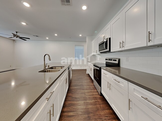 Foto del edificio - 13827 E 101st Ave