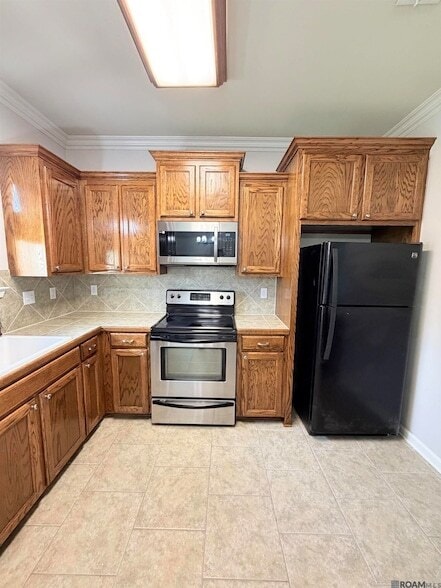 Building Photo - 40325 Coldwater Landing