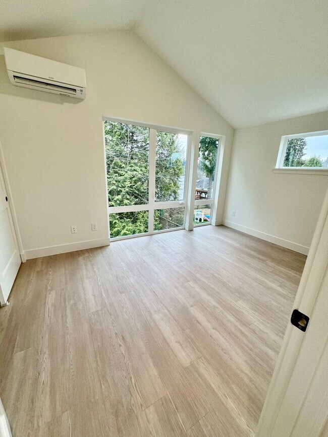 Foto del edificio - 2 Bedroom 2 Bathroom Greenwood New Construction!