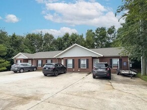 Building Photo - 299 Raleigh Dr