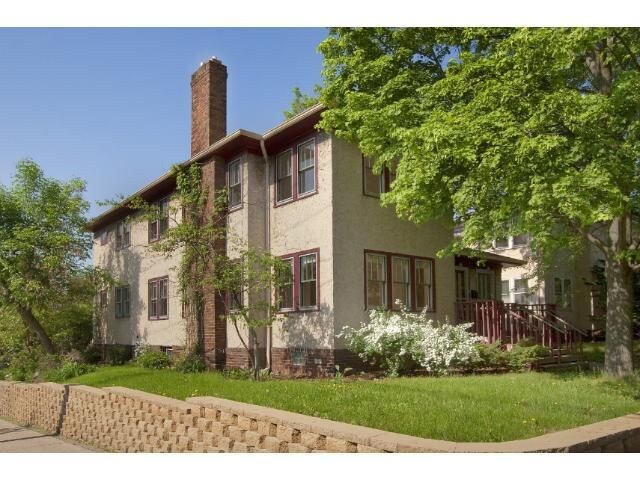 Street View - 922 Saint Clair Ave