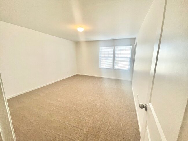 Foto del edificio - 113 Lorcan Ln