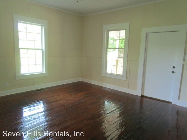 Foto del edificio - 2 br, 1 bath House - 335 S. McLin Street