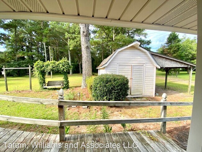 Building Photo - 4 br, 2.5 bath House - 12237 NC Hwy 41 N