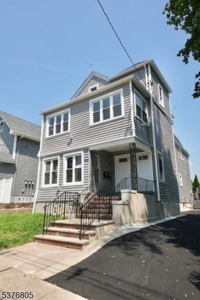 Building Photo - 264 Greylock Pkwy