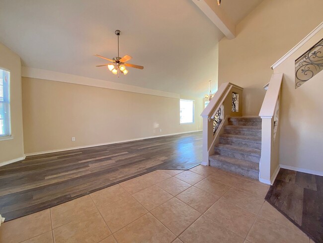 Foto del edificio - East El Paso 4bed3bath Refrig A/C with out...