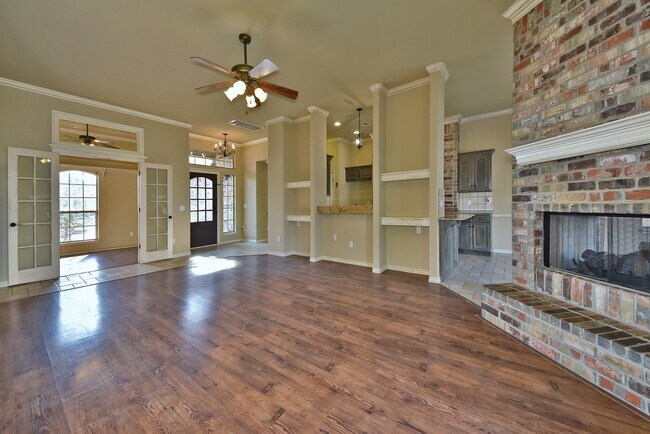 Foto del edificio - Amazing Home - 3 bed 2 bath - Edmond Schools