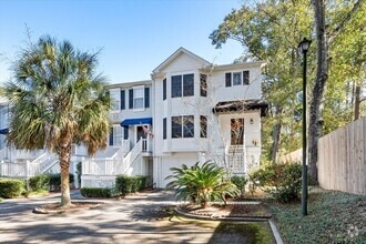 Building Photo - 270 Hillcrest Rd