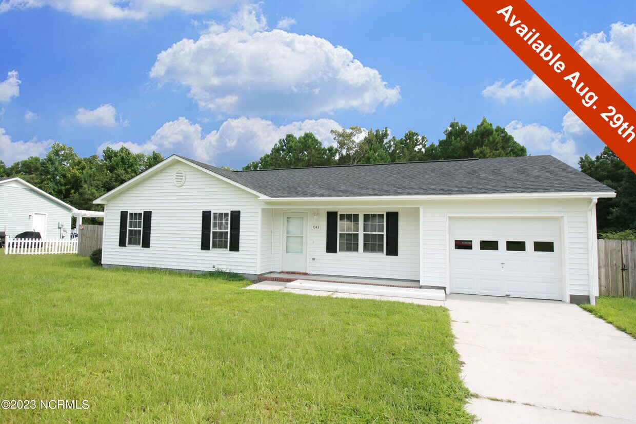 1043 Shirley Dr, Jacksonville, NC 28540 House Rental in Jacksonville