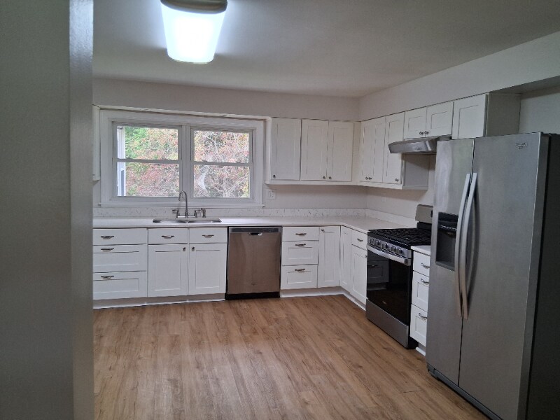 Foto principal - 1550 Harding Ave