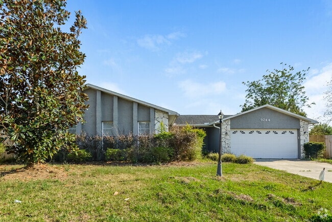 Building Photo - 9744 Heatherwood Ct