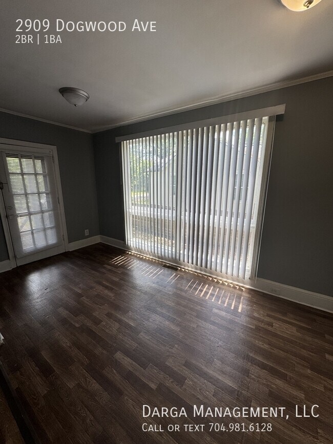 Foto del edificio - 2909 Dogwood Ave